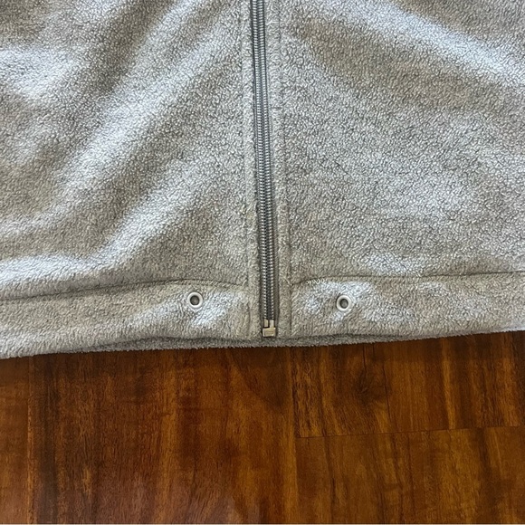 Carolyn Taylor Gray Zip-Up Fleece Jacket size medium - Picture 3 of 8